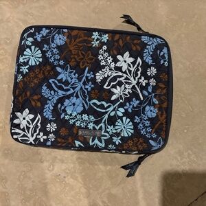 Vera Bradley lapto padded case